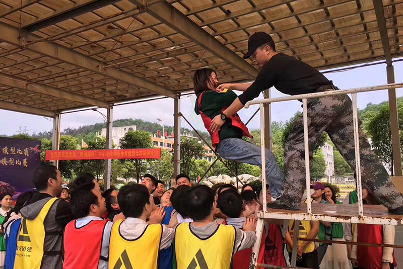 冬季在户外进行拓展训练要注意什么问题?